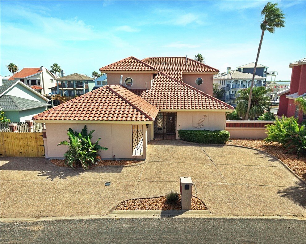 House in Corpus Christi, Texas, United States 1 - 18322466