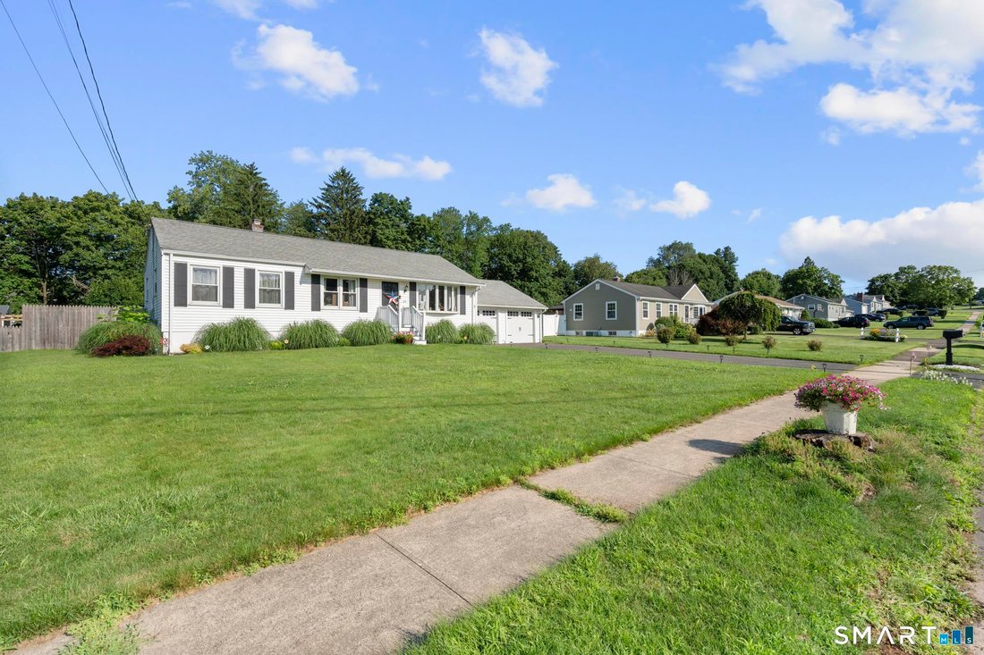 House in North Haven, Connecticut, United States 2 - 18475386
