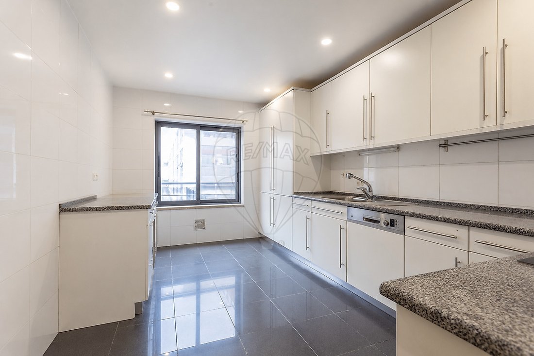 Apartment in Olivais, Lisbon, Portugal 5 - 18516631