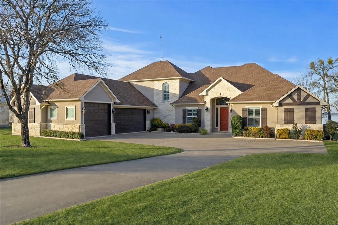 House in Corsicana, Texas, United States 1 - 17066611