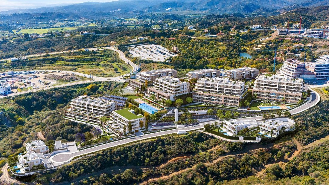 Apartment in Estepona, Andalusia, Spain 1 - 18513648