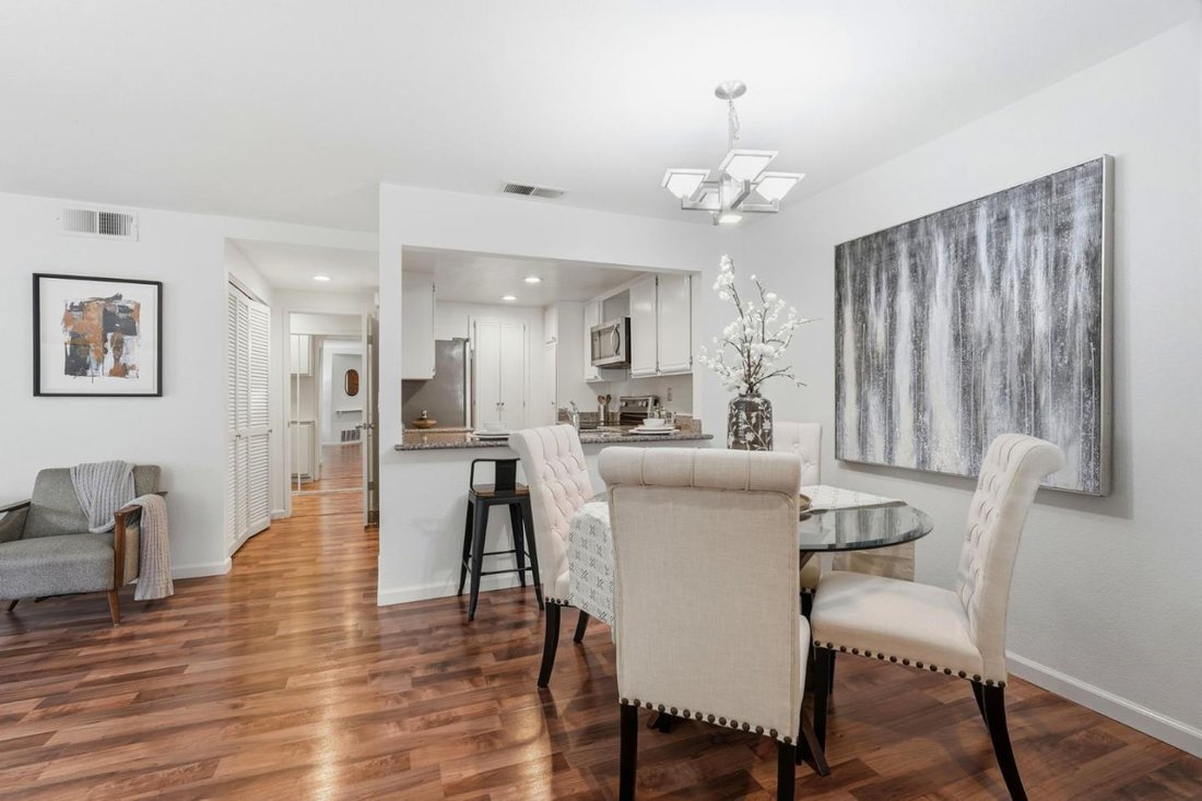 Condo in San Jose, California, United States 5 - 18515932