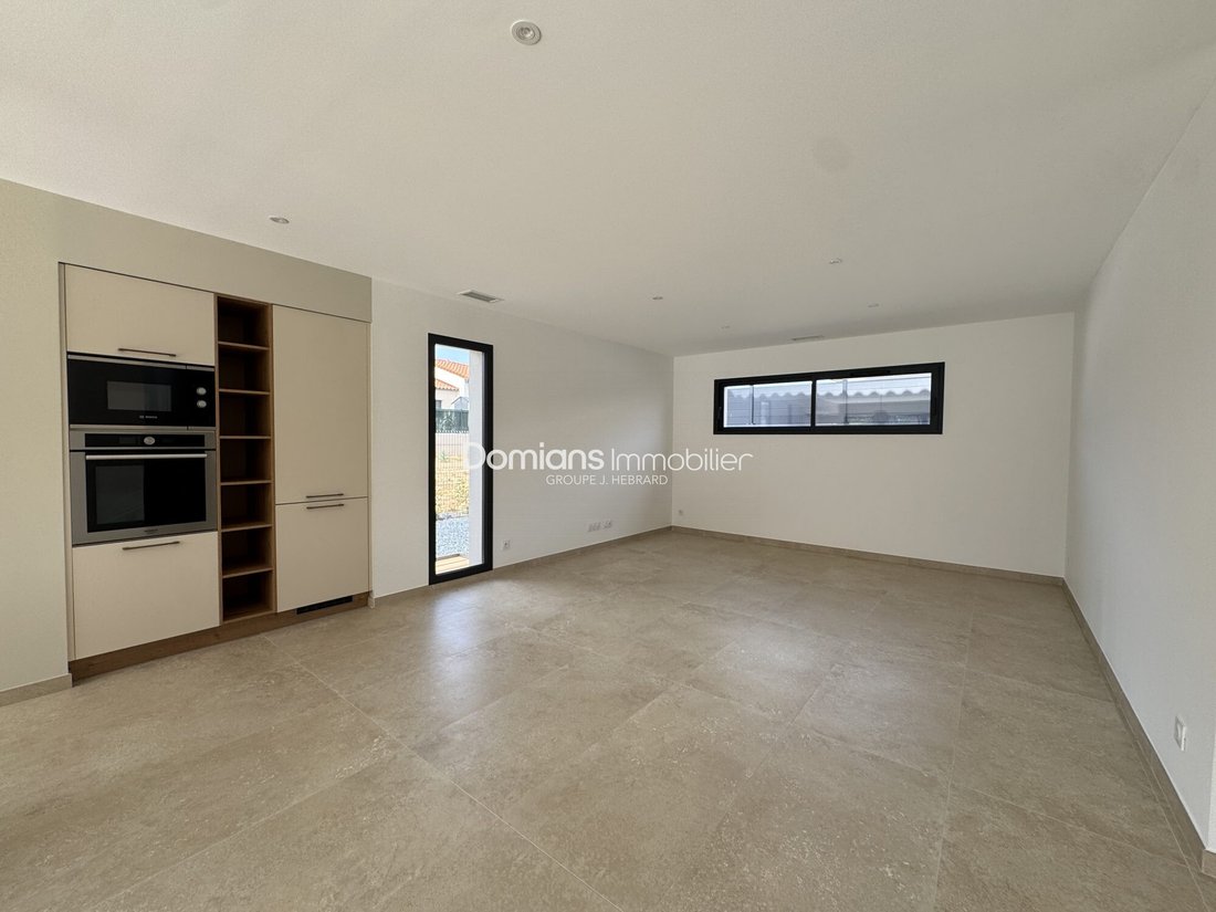 Villa in Thuir, Occitania, France 3 - 18514650