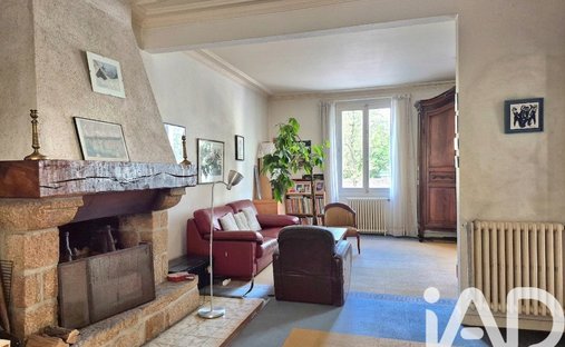 House in Nantes Erdre, Nantes, France 1