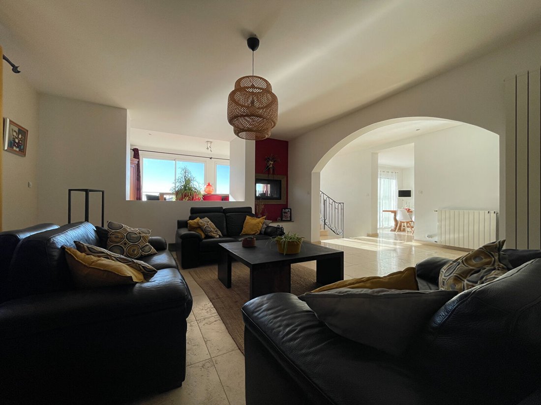 Villa in Autignac, Occitania, France 2 - 18513892