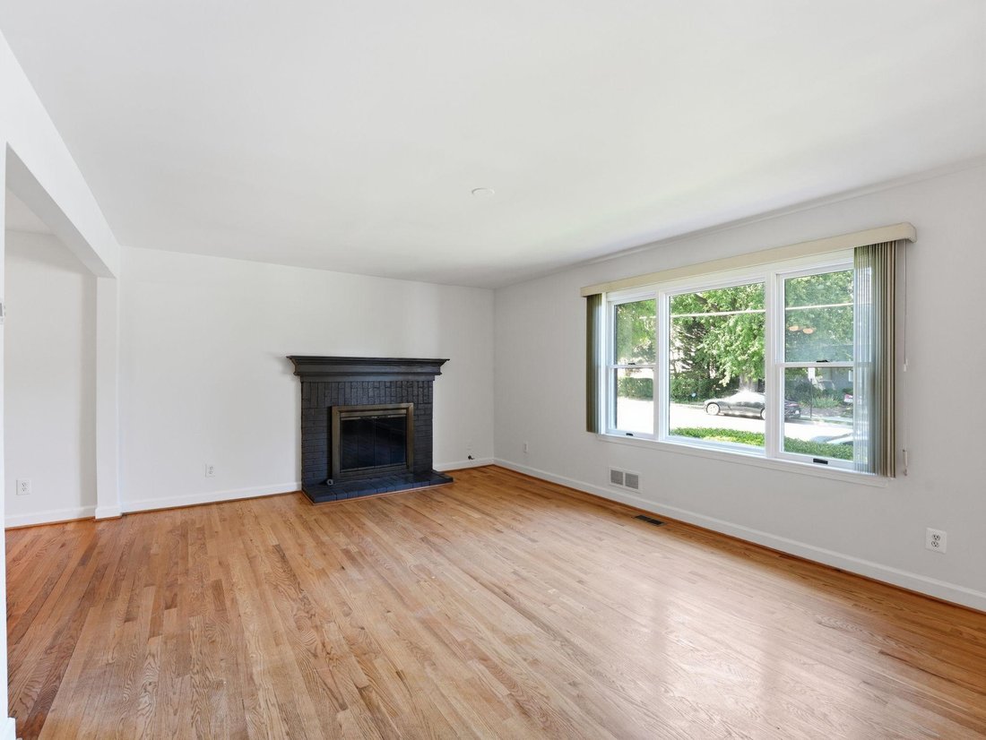 House in Arlington, Virginia, United States 2 - 17993680