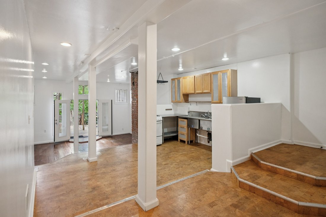 House in San Francisco, California, United States 5 - 18510616