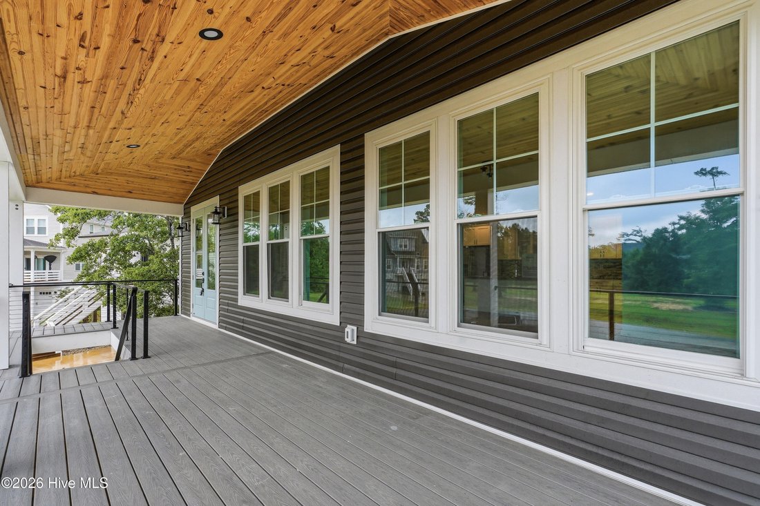 House in North Topsail Beach, North Carolina, United States 3 - 17606169