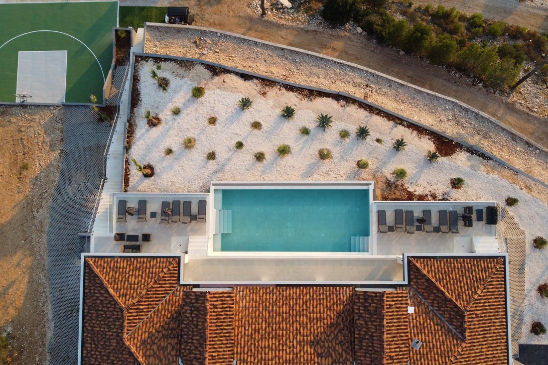 Villa in Nerezisca, Split-Dalmatia County, Croatia 2 - 16839897