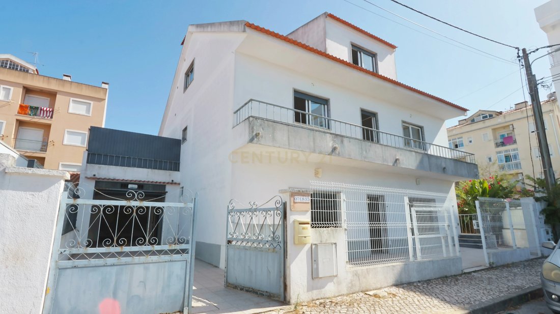 Villa in Quinta do Conde, Setubal, Portugal 1 - 18515731