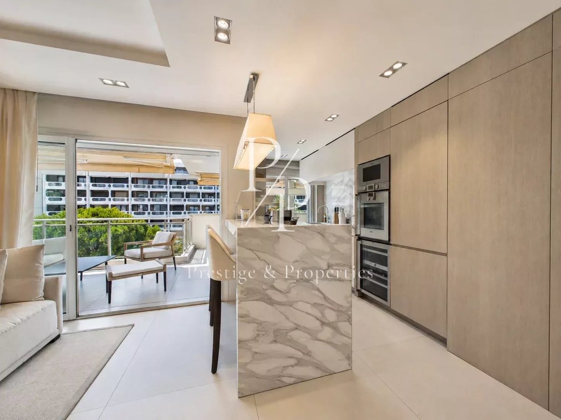Wohnung in Cannes, Provence-Alpes-Côte d'Azur, Frankreich 4 - 18513756