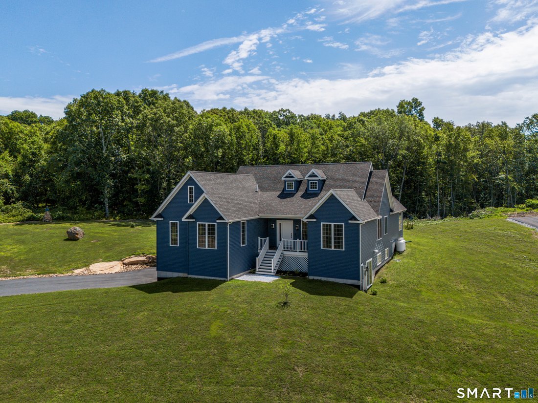 House in East Lyme, Connecticut, United States 5 - 18514894