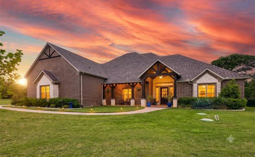 House in Little Elm, Texas, United States 1