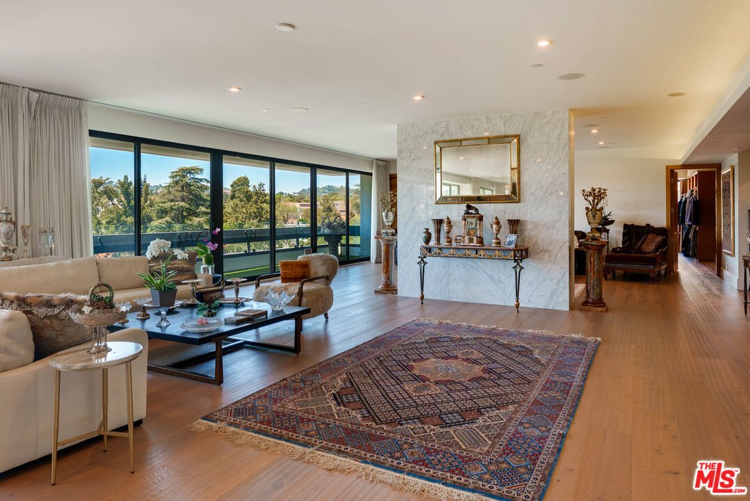 Condo in Los Angeles, California, United States 2 - 18516715