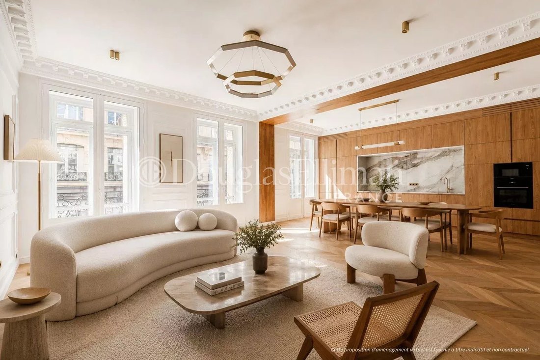 Apartment in Triangle d'Or, Paris 8e Arrondissement, Paris 1 - 18488087