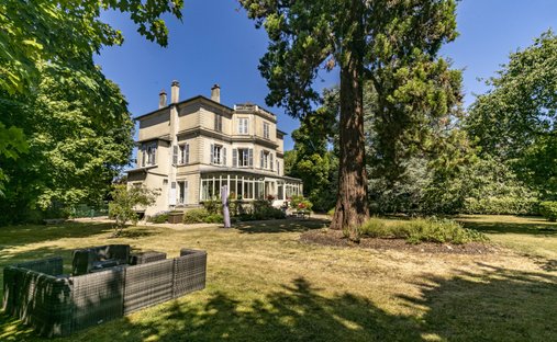 Apartment in Forêt, Saint-Germain-en-Laye, France 1