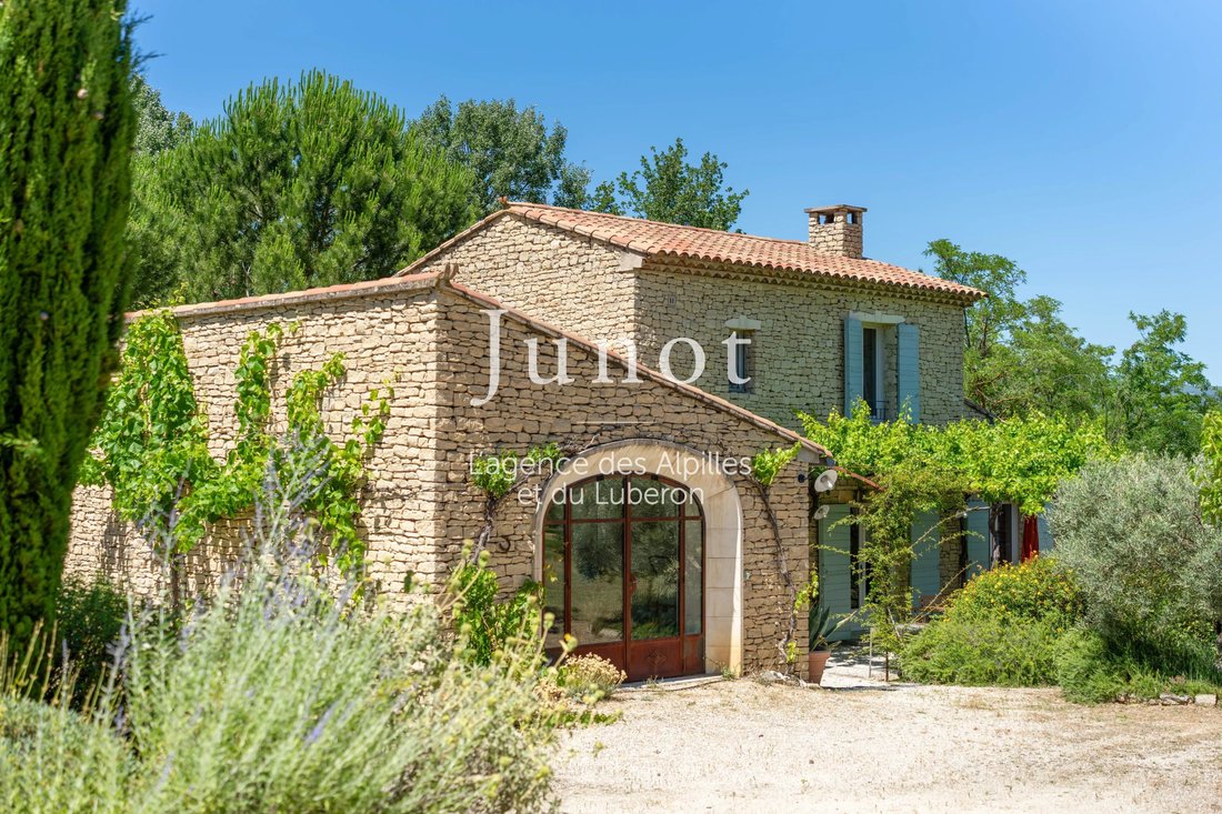 House in Goult, Provence-Alpes-Côte d'Azur, France 3 - 18509745