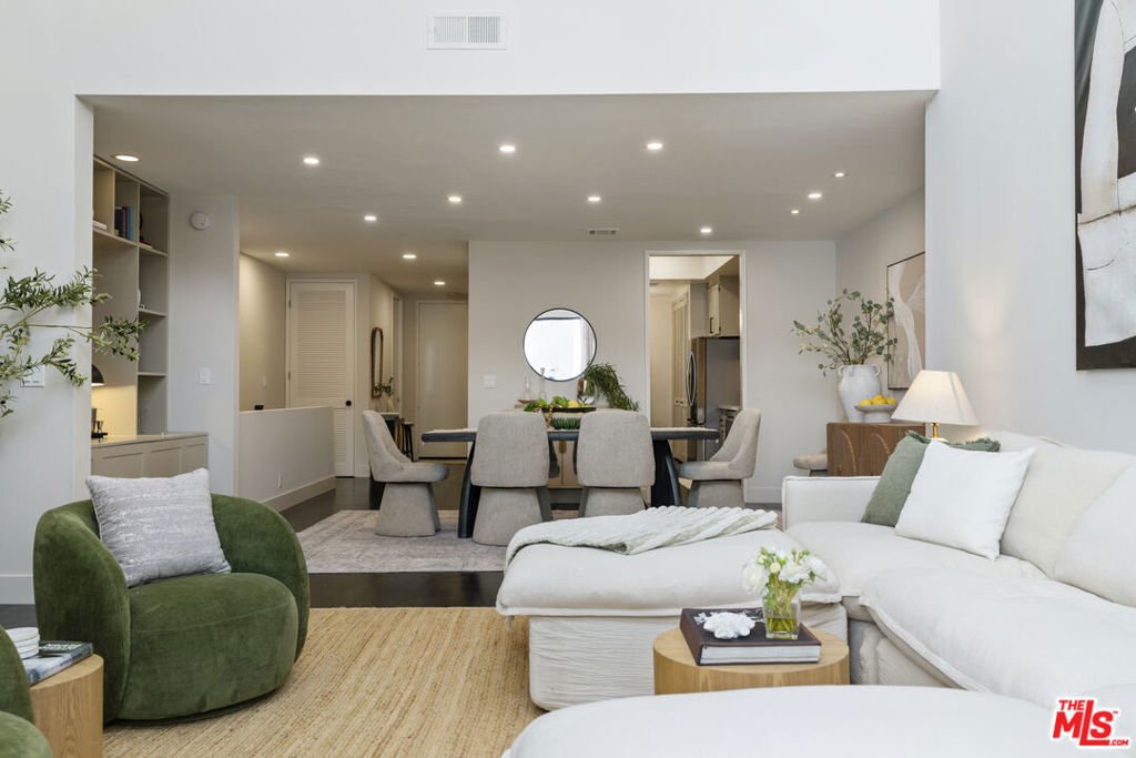 Condo in Los Angeles, California, United States 4 - 18511110