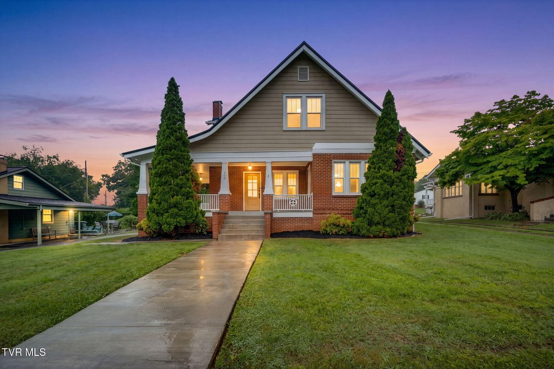 House in Elizabethton, Tennessee, United States 1 - 18511036