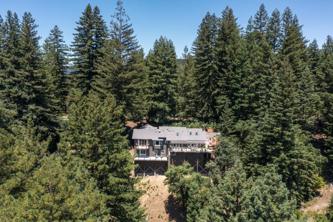 House in Los Gatos, California, United States 5 - 18511649