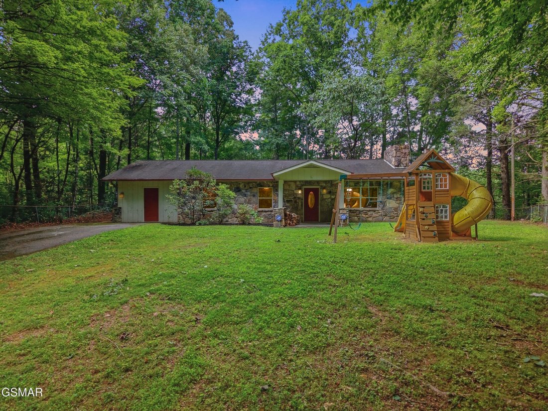 House in Gatlinburg, Tennessee, United States 2 - 18508638