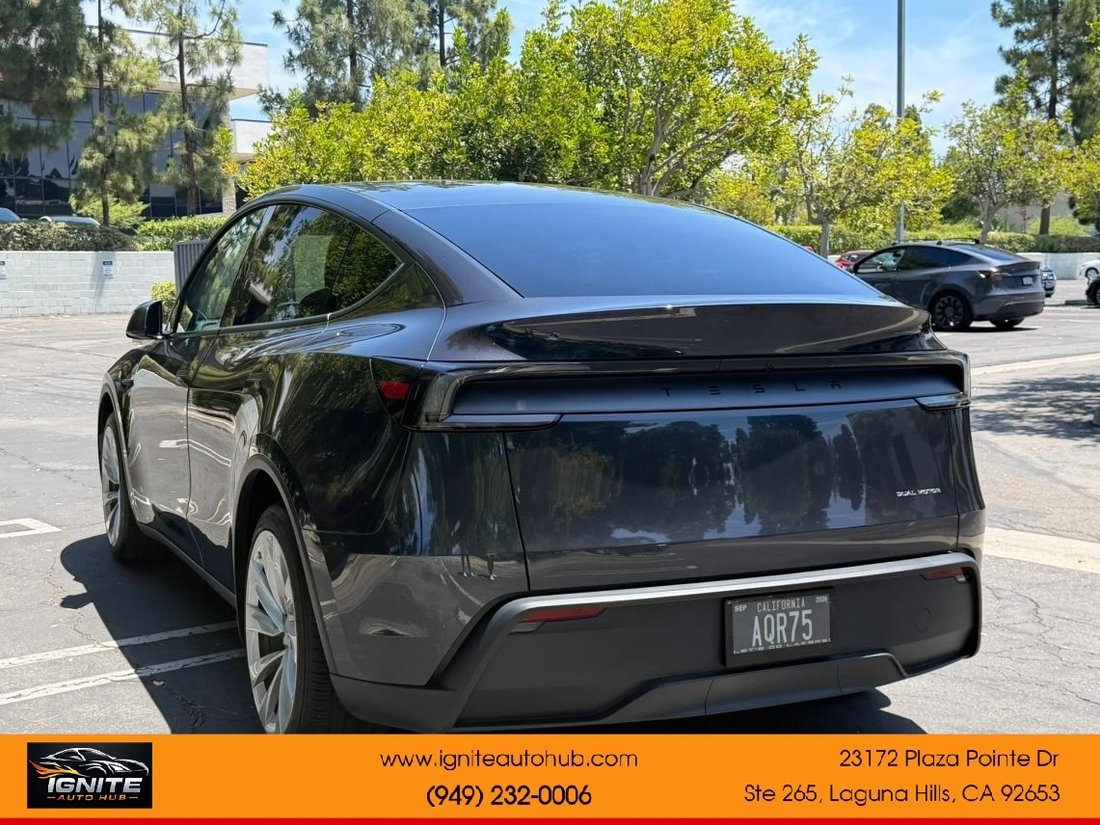 Suv in Laguna Hills, CA, United States 5 - 18517832