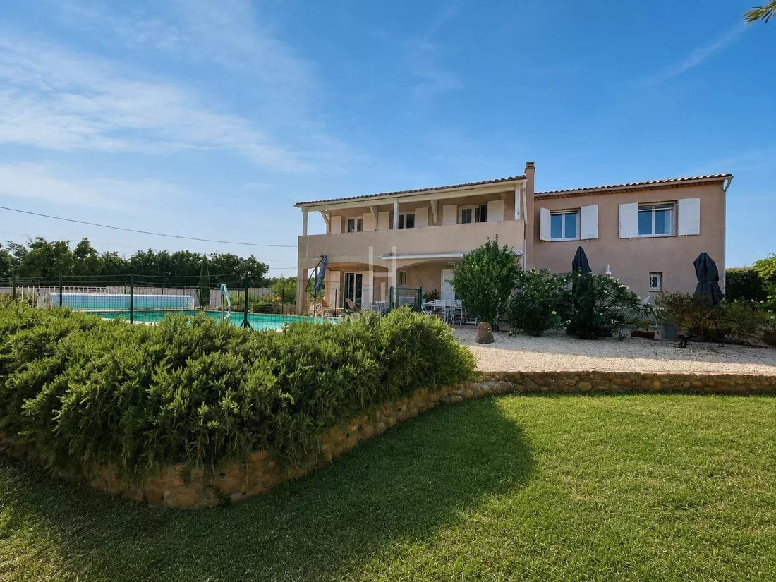 Villa in Aureille, Provence-Alpes-Côte d'Azur, France 3 - 18509806