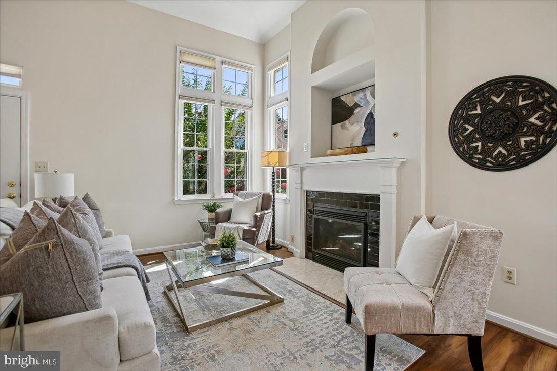 House in Pimmit Hills, Virginia, United States 5 - 18486569