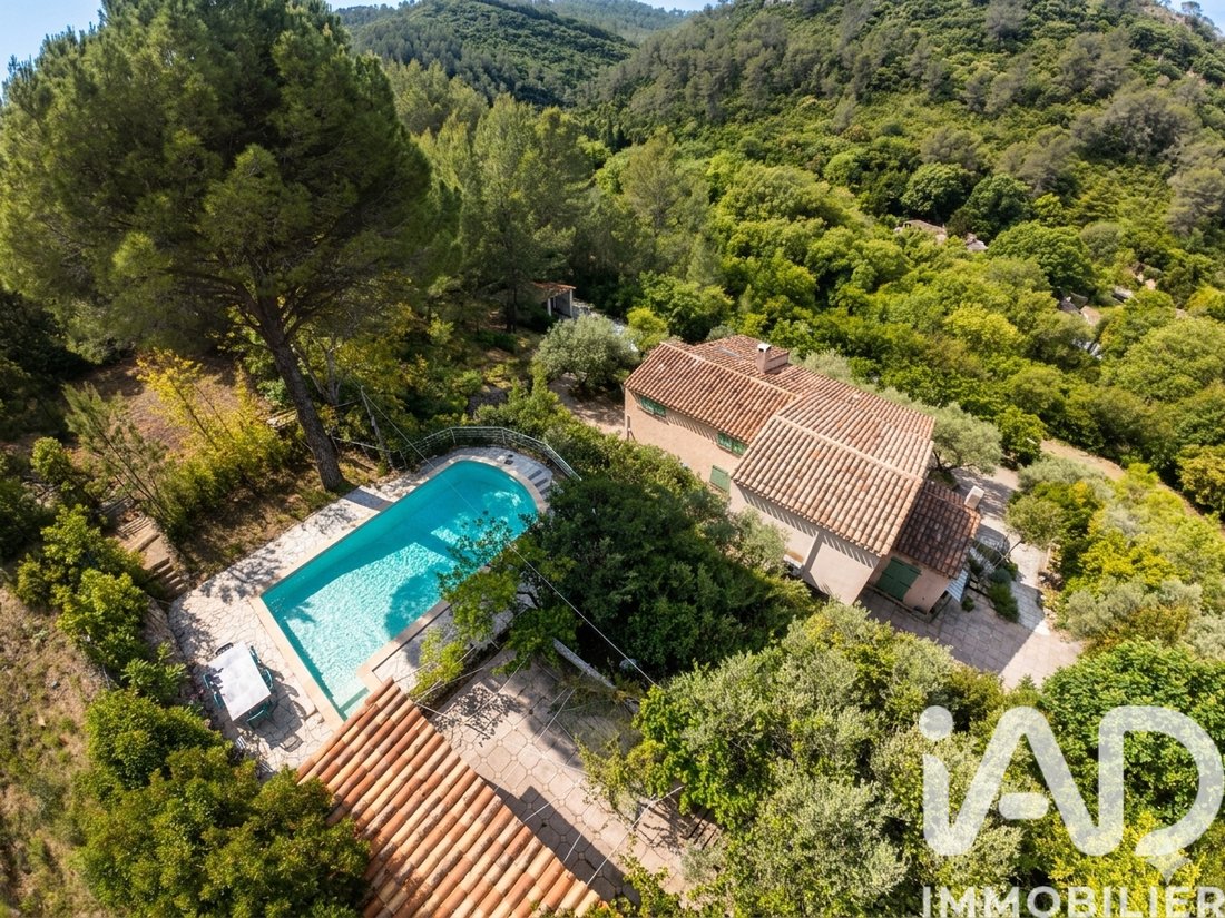 House in Belgentier, Provence-Alpes-Côte d'Azur, France 1 - 17911666