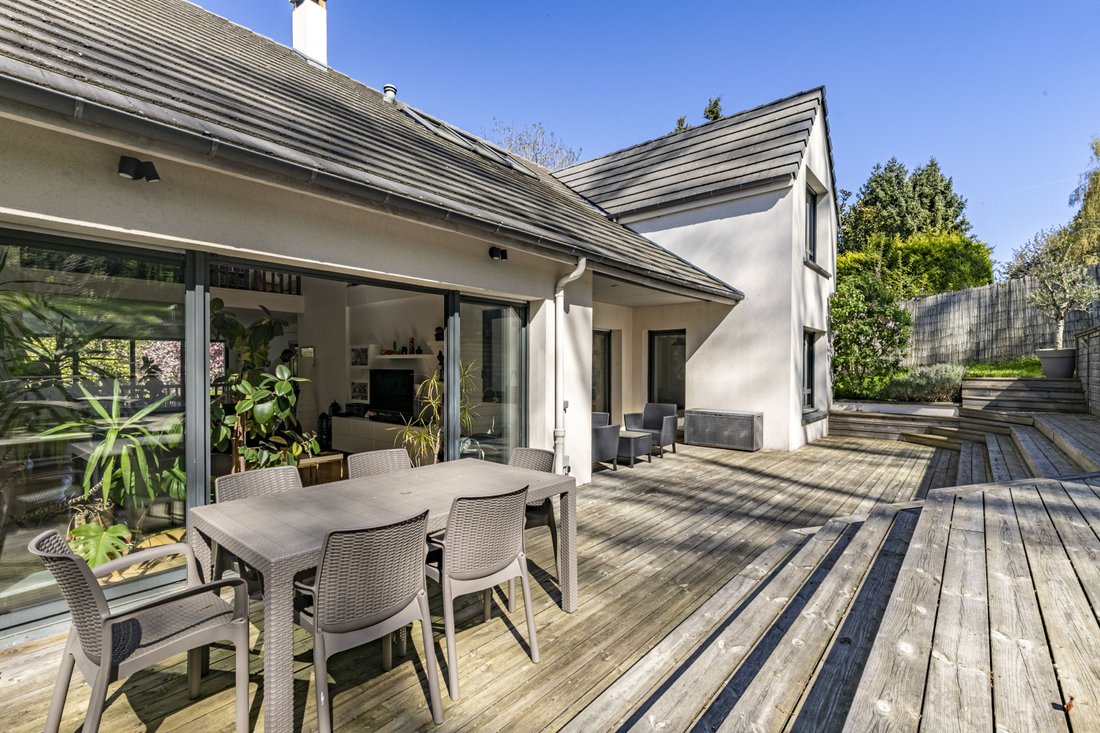 House in L'Étang-la-Ville, Ile-de-France, France 1 - 18509105