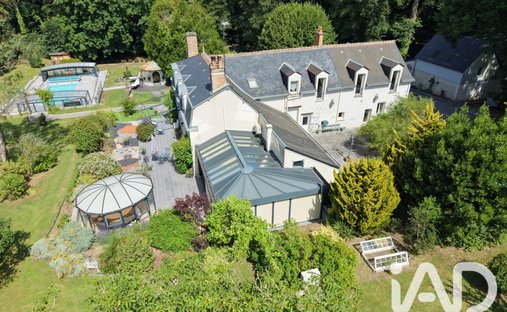 Casa en Nouzilly, Centro-Val de Loira, Francia 1