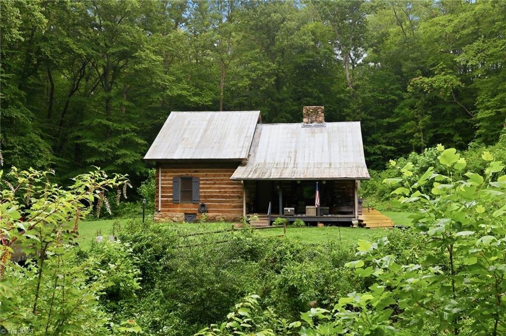 House in Walnut Cove, North Carolina, United States 2 - 18518450