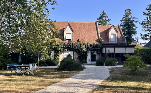 House in Tiers Restant, Fondettes, France 1