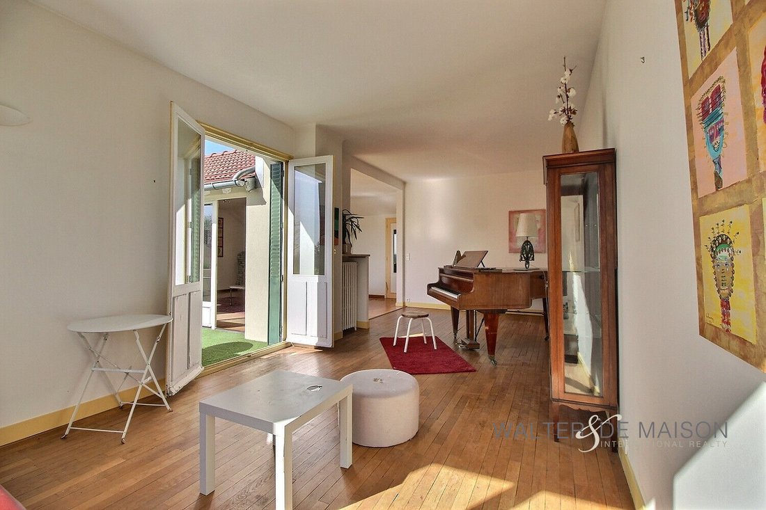 Villa in Suresnes, Ile-de-France, France 4 - 18513881