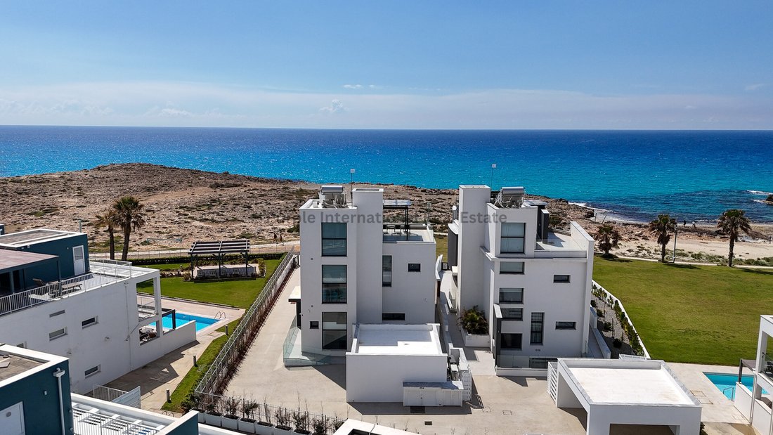 Villa in Ayia Napa, Cyprus 1 - 17371901