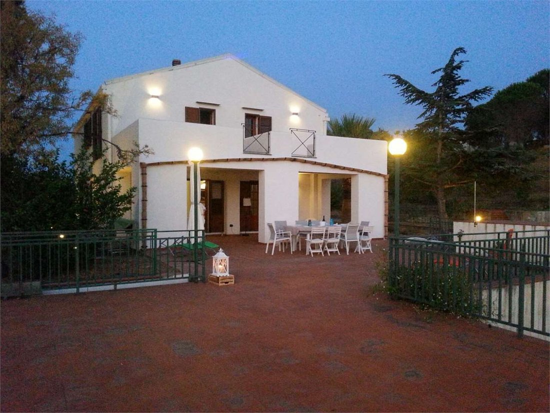 Villa in Cefalu, Sicily, Italy 2 - 18511614