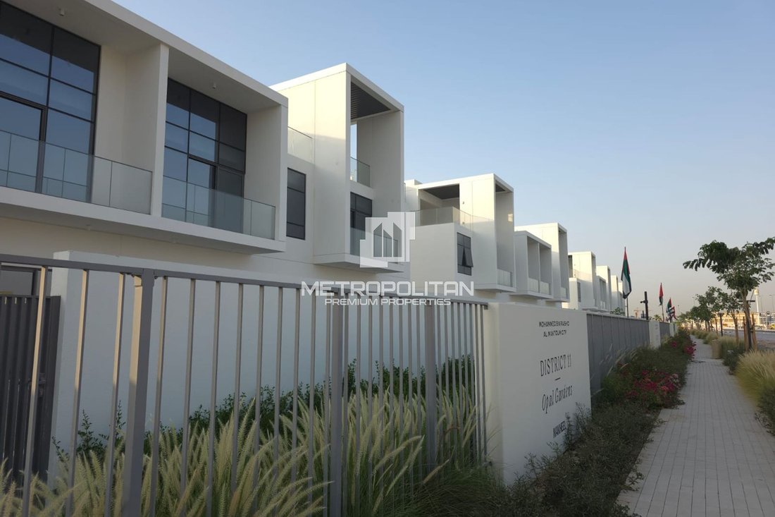 Townhouse in Wadi Al Safa 3, Wadi Al Safa, Dubai 2 - 18484116