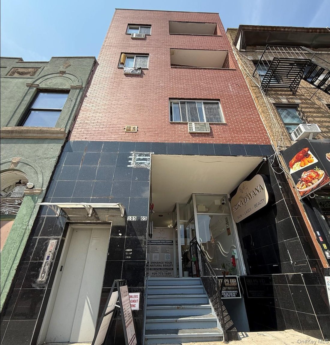 New York, New York, United States 2 - 18481160