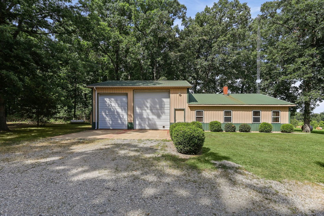 House in Mount Vernon, Illinois, United States 2 - 18512110