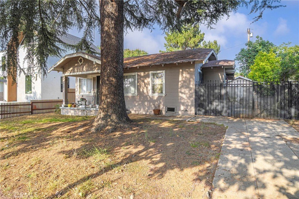 House in Los Angeles, California, United States 3 - 18322776