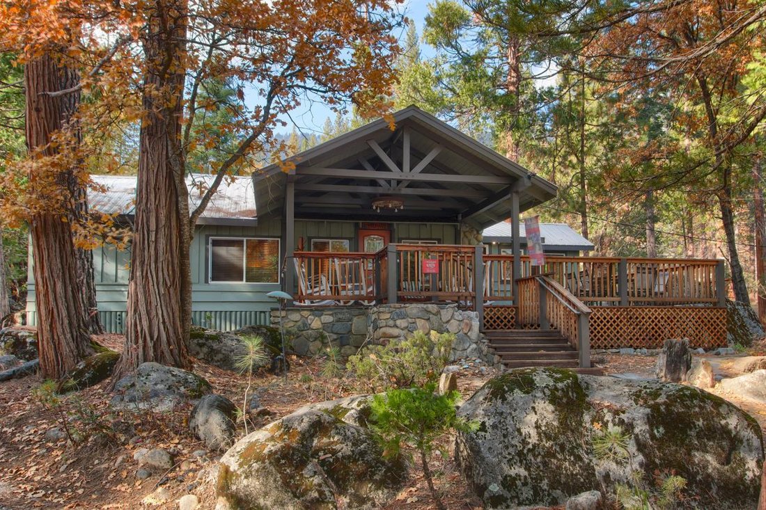House in Wawona, California, United States 1 - 18510656
