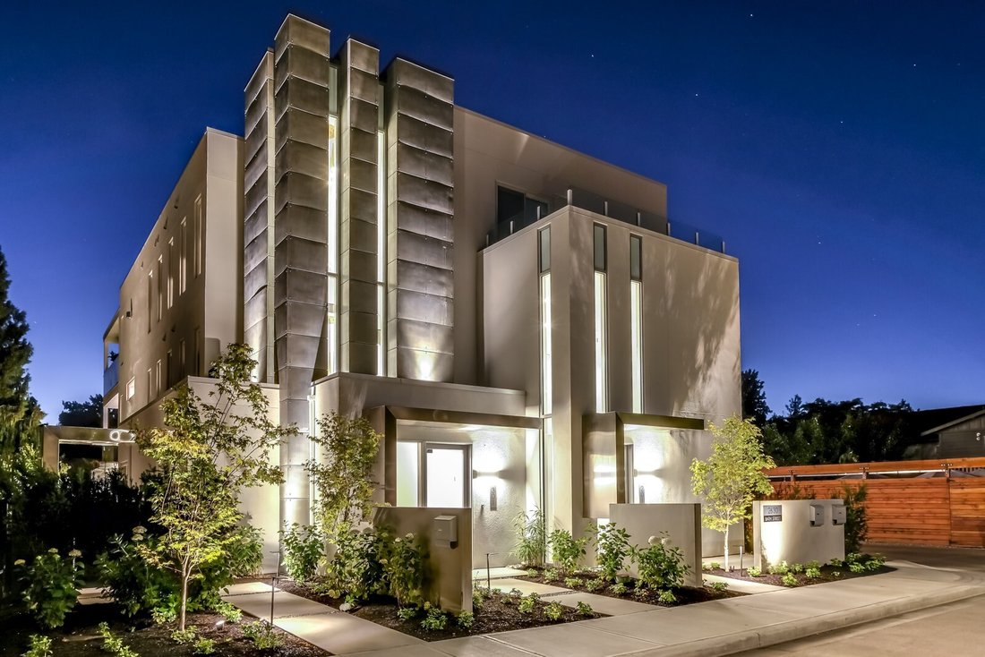 House in Kelowna, British Columbia, Canada 3 - 18519906