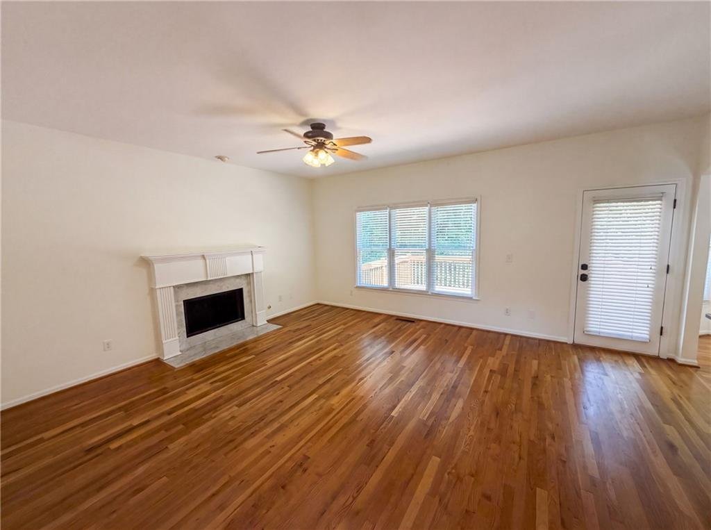 House in Suwanee, Georgia, United States 3 - 18520201