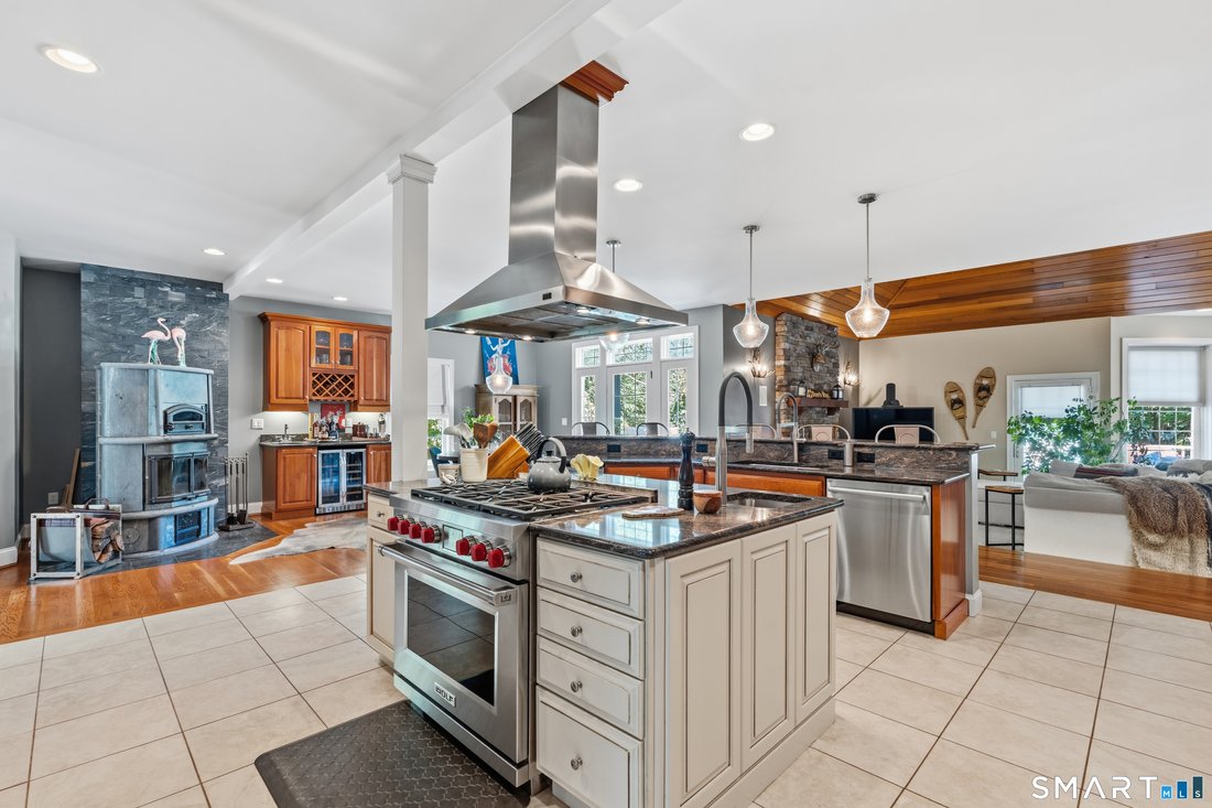 House in Bristol, Connecticut, United States 5 - 18514896