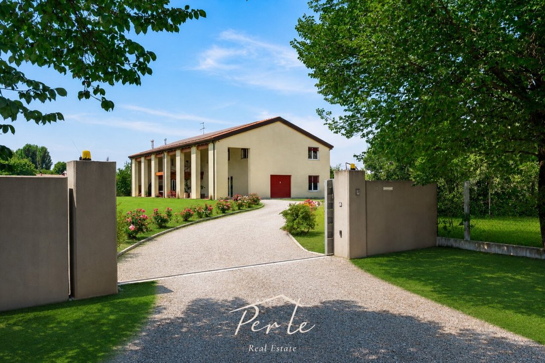 Villa in Silea, Veneto, Italy 3 - 18513855