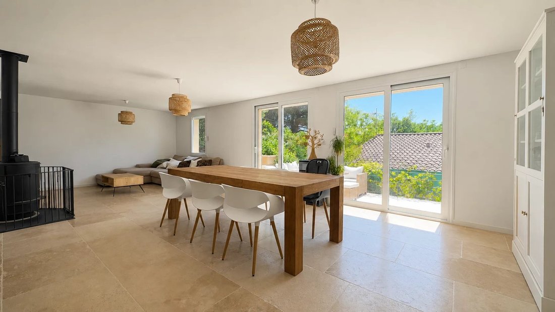 Villa in Saint-Cannat, Provence-Alpes-Côte d'Azur, France 4 - 18509979
