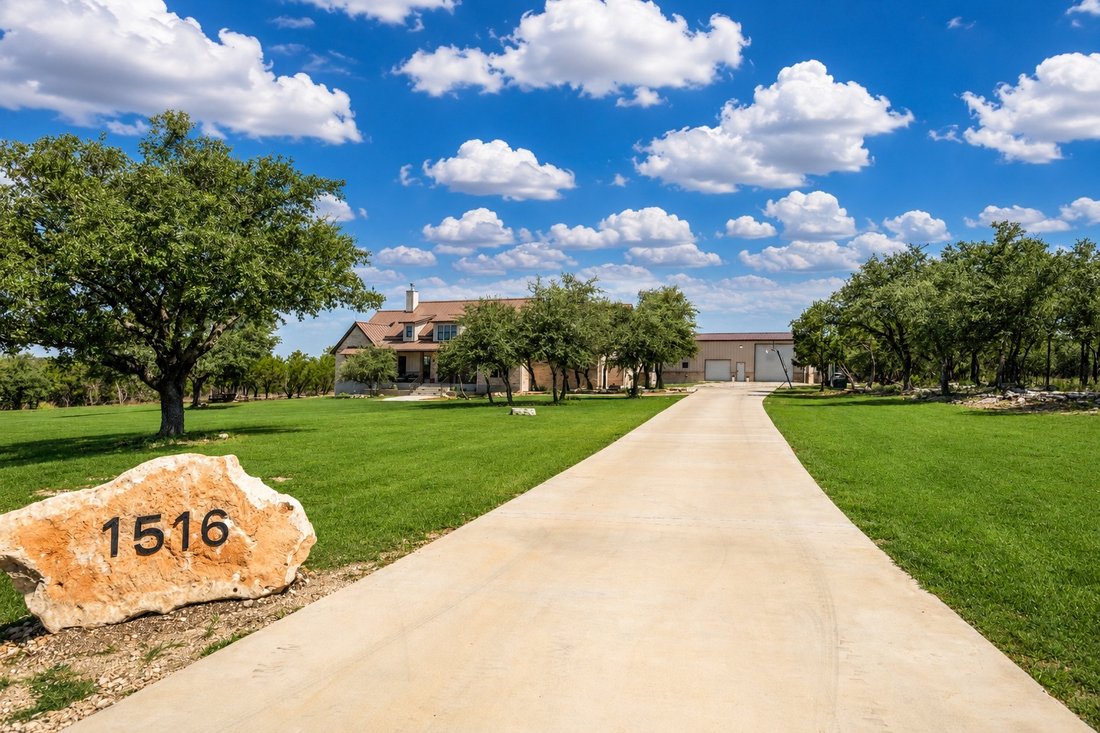 House in Johnson City, Texas, United States 2 - 18512890