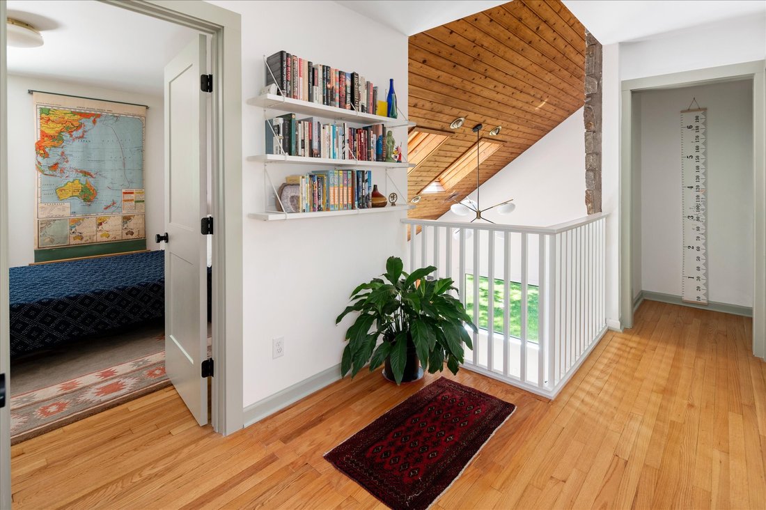 House in Guilford, Connecticut, United States 3 - 18510618