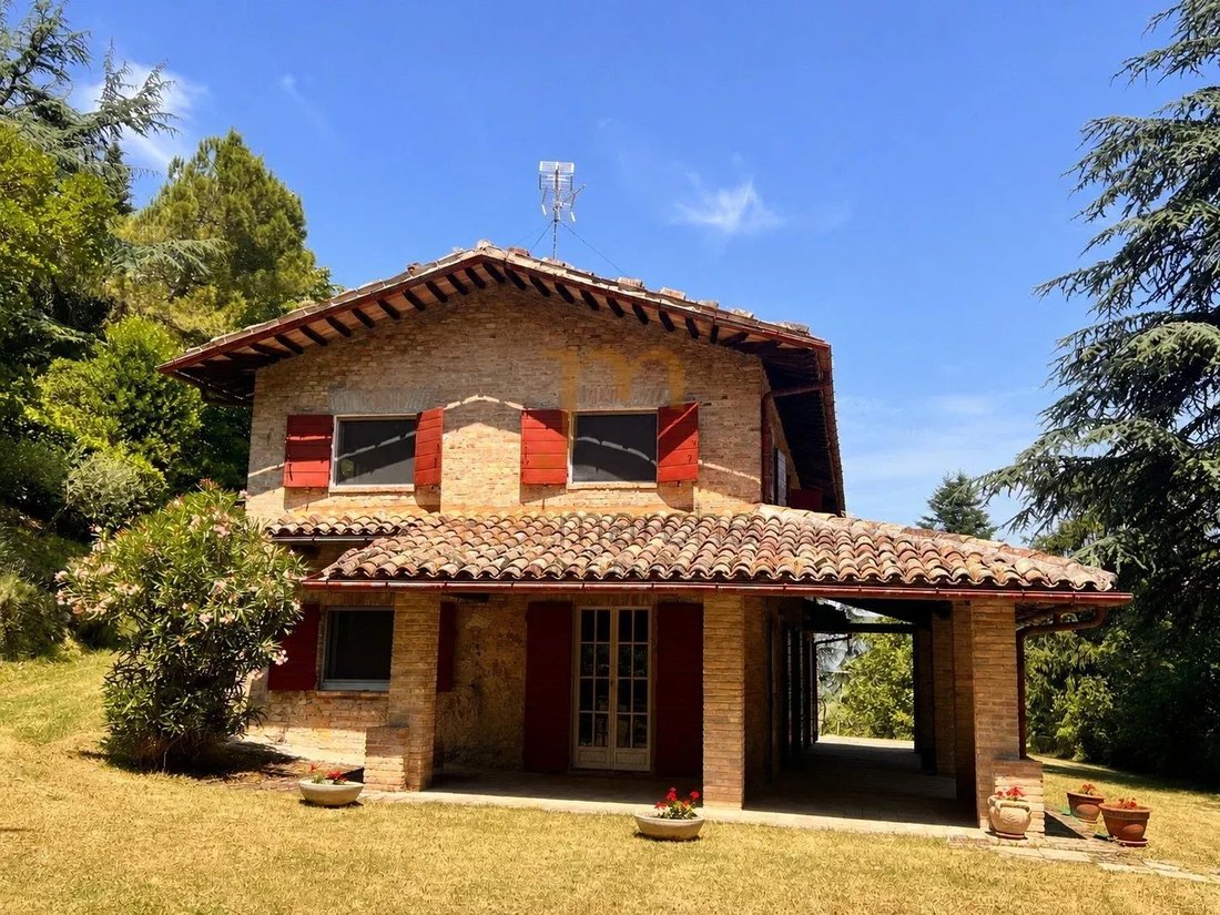 House in Historic Center, Urbino, Marche 2 - 18509679