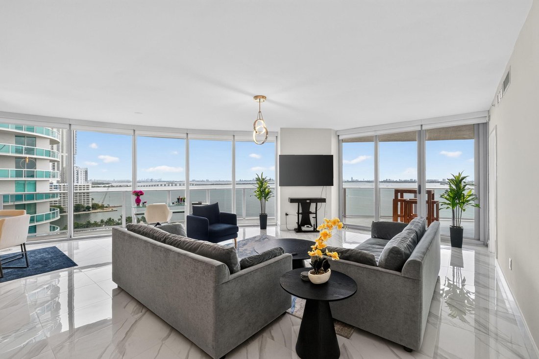 Condo in Miami, Florida, United States 3 - 18518690